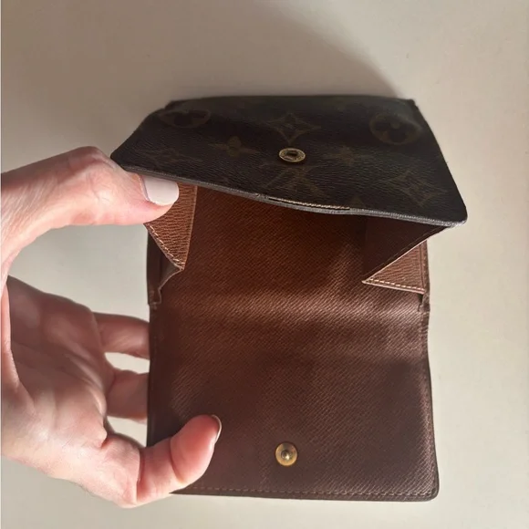 Louis Vuitton Monogram Elise Trifold Wallet in Brown and Gold - Picture 5 of 9